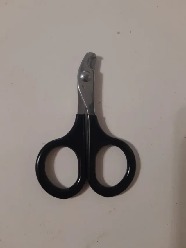 Tijeras para uñas de gato