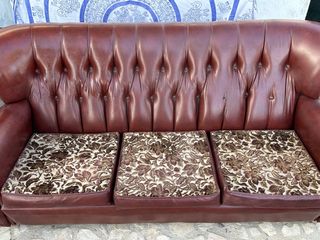 Sofá y sillones vintage marrón