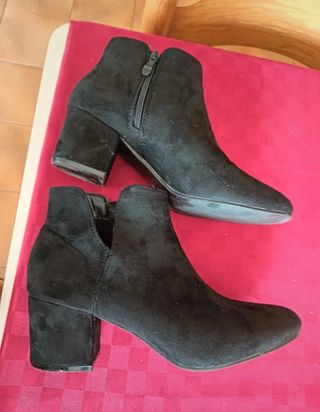 Stivaletti neri camoscio N.40