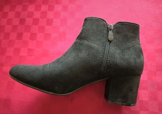 Stivaletti neri camoscio N.40