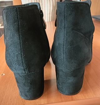 Stivaletti neri camoscio N.40