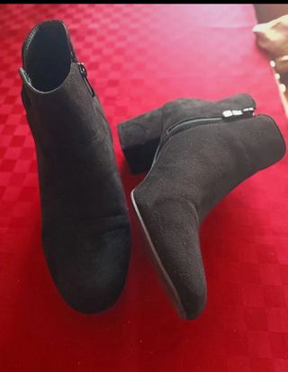 Stivaletti neri camoscio N.40