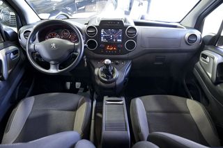 Peugeot Partner   TEPEE Adventure Edition 1.6 BlueHDi 73KW 