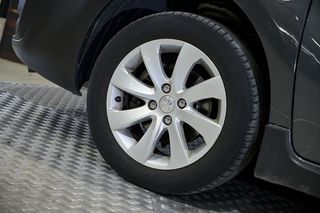 Peugeot Partner   TEPEE Adventure Edition 1.6 BlueHDi 73KW 
