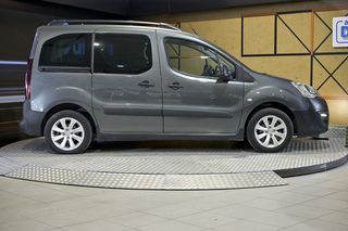 Peugeot Partner   TEPEE Adventure Edition 1.6 BlueHDi 73KW 