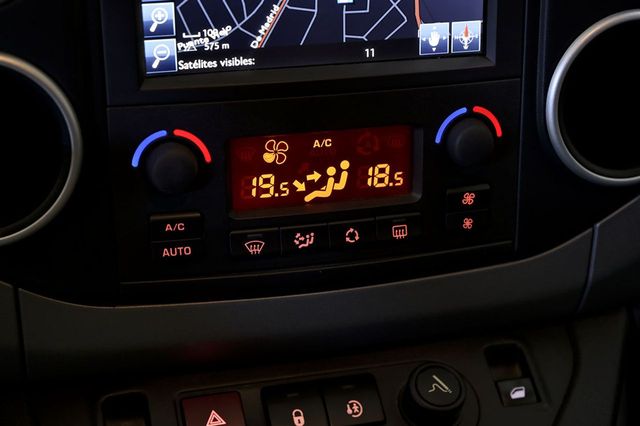 Peugeot Partner   TEPEE Adventure Edition 1.6 BlueHDi 73KW