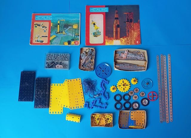 Conjunto de piezas de meccano Metaling.