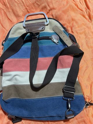 Mochila tela con bolsillo antirrobo