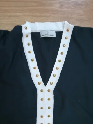 Jersey pico Lola Casademunt negro y blanco