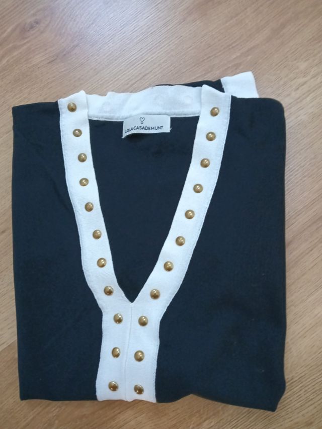 Jersey pico Lola Casademunt negro y blanco