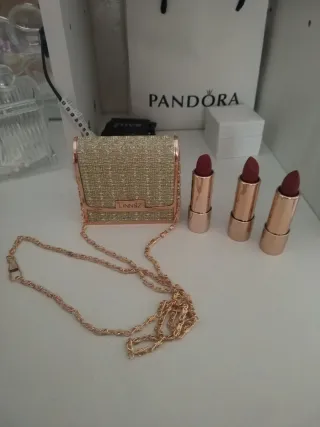 Set 3 Labiales y Bolso Dorado Lujo