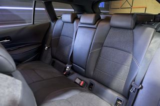 Toyota Corolla   2.0 180H STYLE ECVT TOURING SPORT 