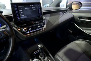 Toyota Corolla   2.0 180H STYLE ECVT TOURING SPORT 