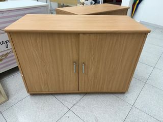 Armario bajo madera 2 puertas y balda