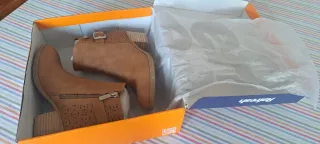 Botas Refresh Mujer Beige/Marrón Talla 38