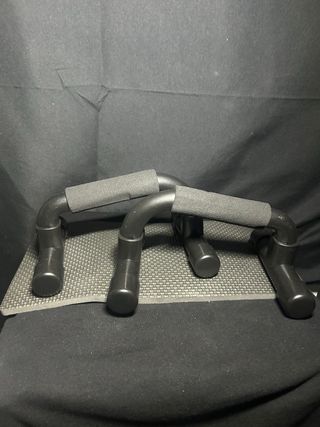 Barras de flexiones negras