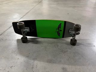 Skate Carver Verde y Negro
