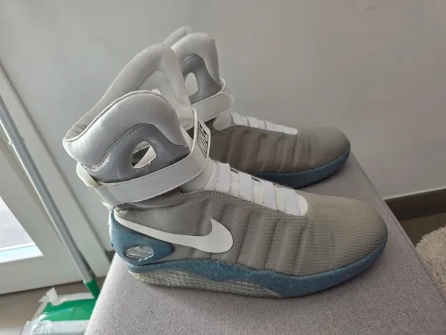 Air Mag Autografate Kevin Pike
