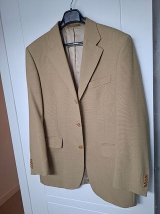 Americana hombre beige