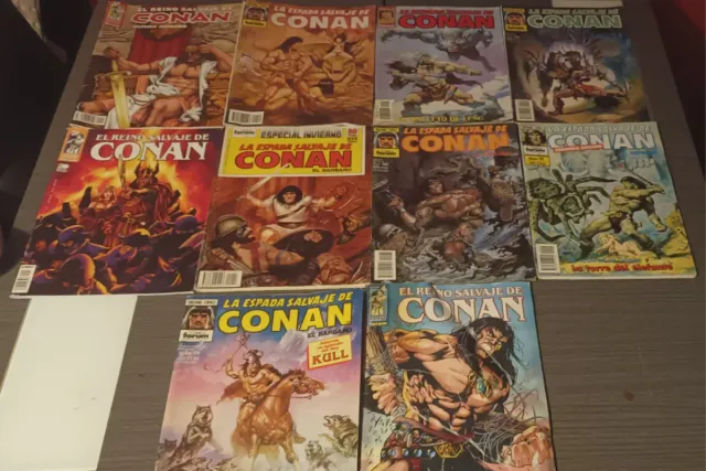 Lote más de 30  comics Conan Forum