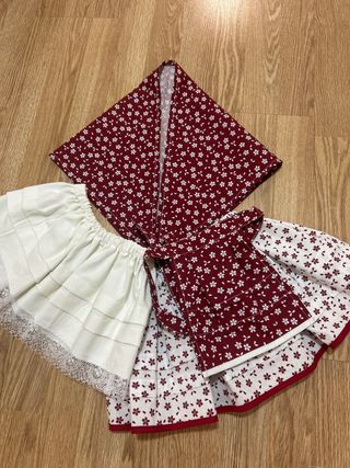 Traje Baturra 0-9 meses a estrenar 