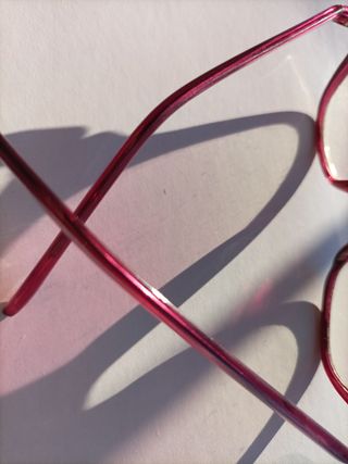 Gafas rojas
