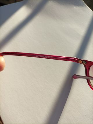Gafas rojas