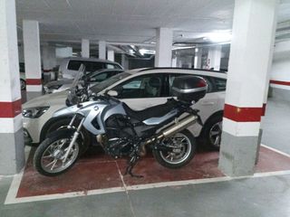 Garaje Coche y Moto Zona Centro