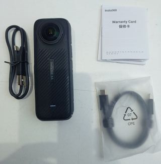 Insta360 X4 - Cámara de acción Impermeable 8K 360