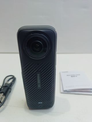 Insta360 X4 - Cámara de acción Impermeable 8K 360