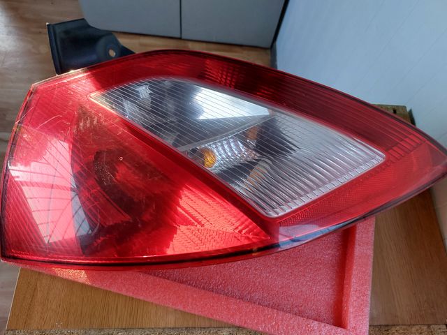 Piloto Trasero Izquierdo Renault Megane