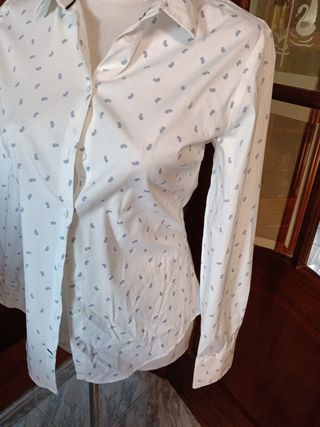 Blusa manga larga estampada