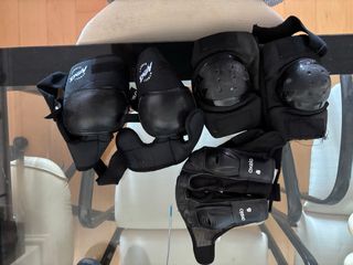 Rodilleras, Muñequeras y bolsa patines axelo