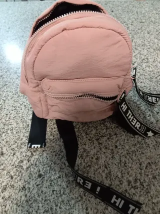 Mochila rosa pequeña