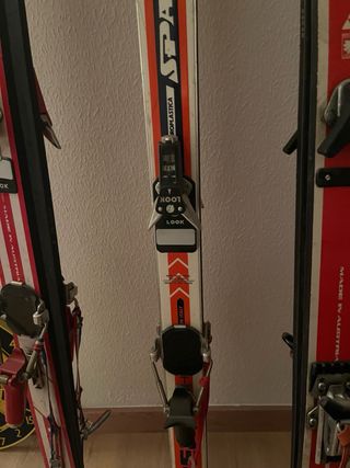 4 esquís made in Austria