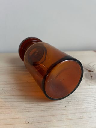 Bottiglia antica farmacia ambrata