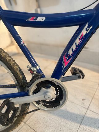 Bicicleta de Montaña Azul