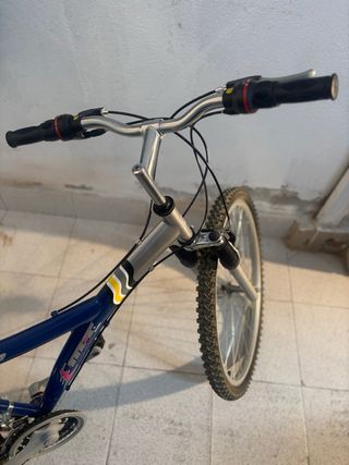 Bicicleta de Montaña Azul