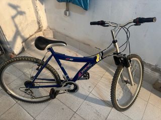 Bicicleta de Montaña Azul