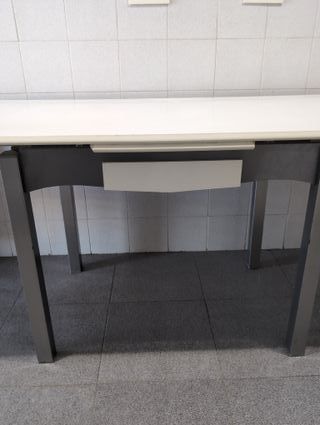Mesa extensible blanca