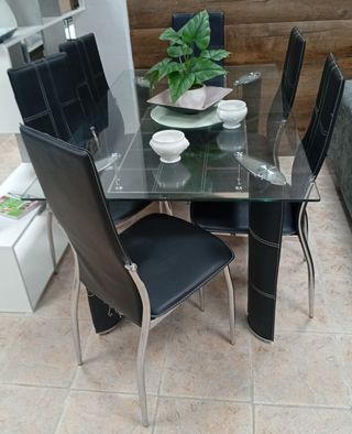 Mesa Comedor Negra + 6 Sillas, KENTCH. EN OFERTA!