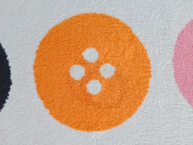 Alfombra Ikea Tåstrup Botones 133x198 cm