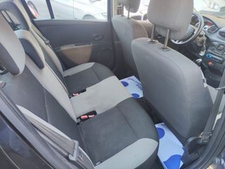 Renault Clio 2011