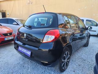 Renault Clio 2011