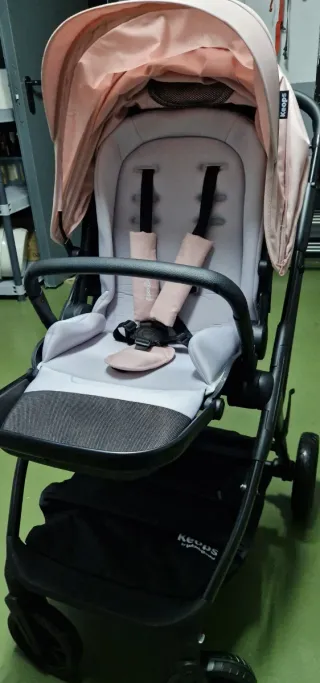 Silla de paseo rosa y gris