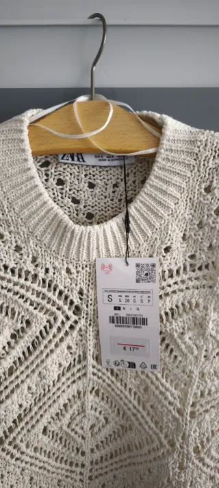Top punto Zara, color crema, Talla S, nuevo. 