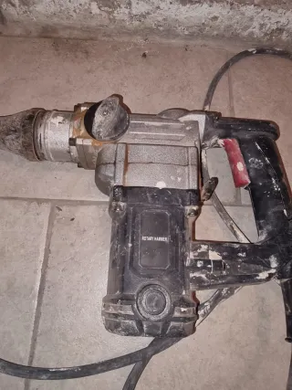 Mezclador Rotatorio Eléctrico
Rotary Hammer