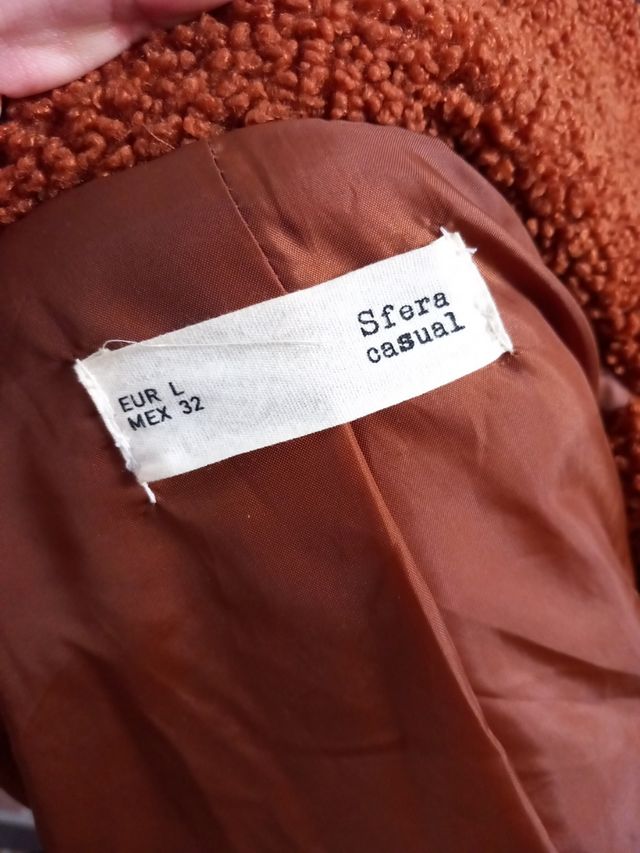 Abrigo de mujer. Sfera. Talla: L