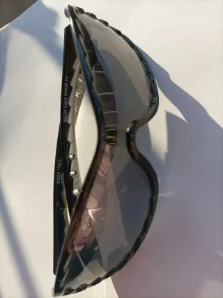 Gafas de sol negras