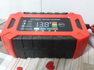 Cargador Batería Coche Moto 12V